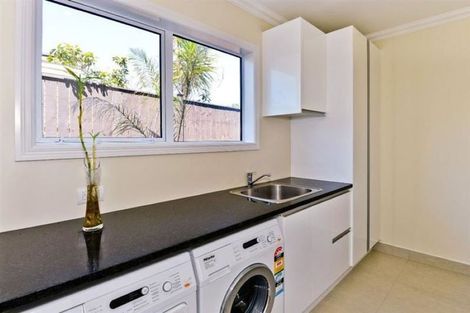 Photo of property in 9a Harrison Avenue, Belmont, Auckland, 0622