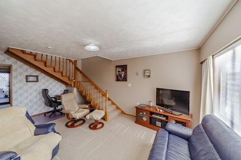 Photo of property in 12 Church Lane, Waipukurau, 4200