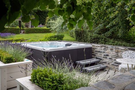 Photo of property in 183 Dalefield Road, Dalefield, Queenstown, 9371