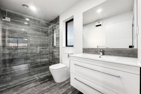 Photo of property in 27 Crossley Avenue, Woodend, 7610