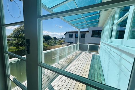 Photo of property in 18 Fulljames Avenue, Mount Roskill, Auckland, 1041