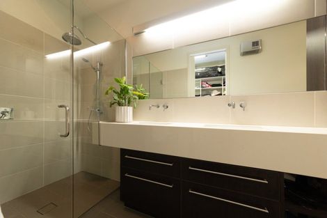 Photo of property in 12 Ihaka Street, Hokowhitu, Palmerston North, 4410