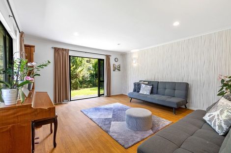 Photo of property in 42 Kristin Lane, Albany, Auckland, 0632