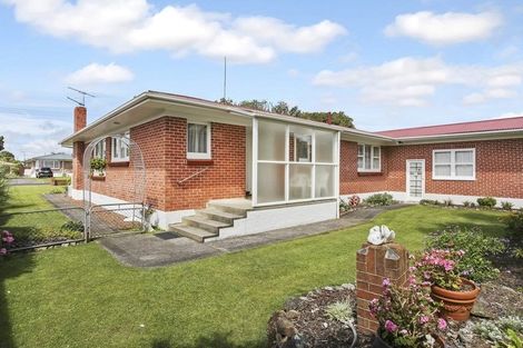Photo of property in 26 Shirley Avenue, Papakura, 2110