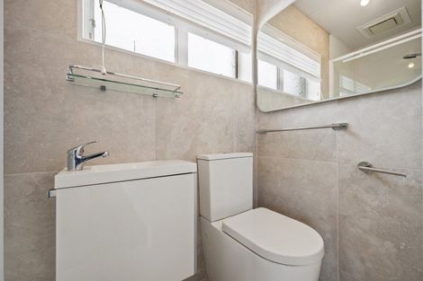 Photo of property in 18 Seaview Road, Ruakaka, 0116