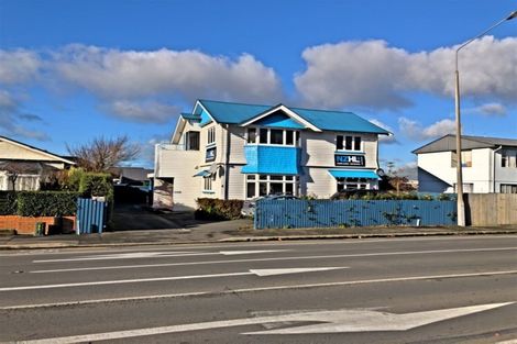 Photo of property in 4 Whitmore Street, Edgeware, Christchurch, 8013