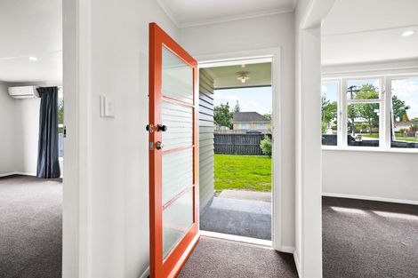 Photo of property in 30 Yeats Crescent, Fairfield, Hamilton, 3214