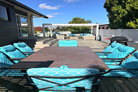 Photo of property in 1/105 John Downs Drive, Browns Bay, Auckland, 0630