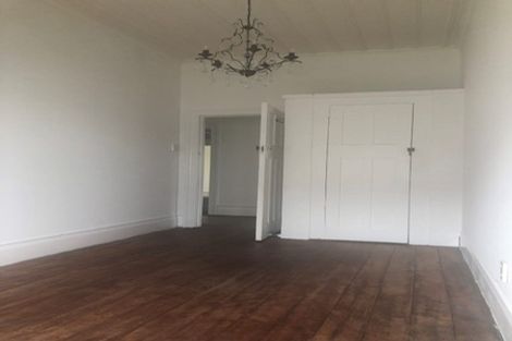 Photo of property in 6 Seaview Terrace, Bluff Hill, Napier, 4110