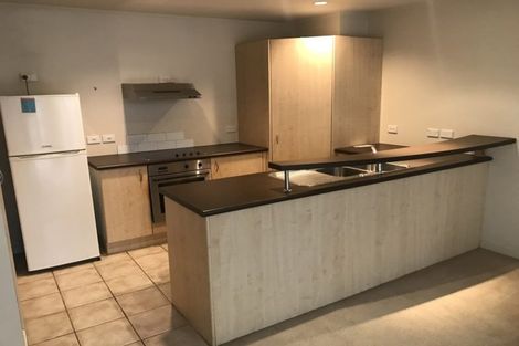 Photo of property in Mendosa Terraces Apartments, 13/9 Ebor Street, Te Aro, Wellington, 6011