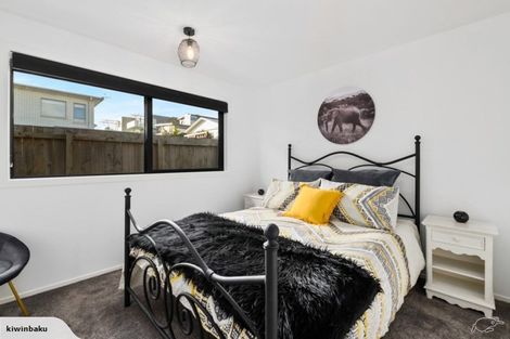 Photo of property in 14 Hamblyn Street, Strandon, New Plymouth, 4312