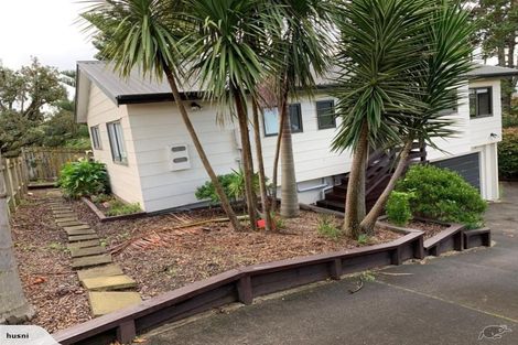 Photo of property in 2/7 Wyman Place, Pakuranga Heights, Auckland, 2010
