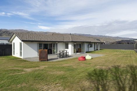 Photo of property in 58 Missy Crescent, Mount Pisa, Cromwell, 9383