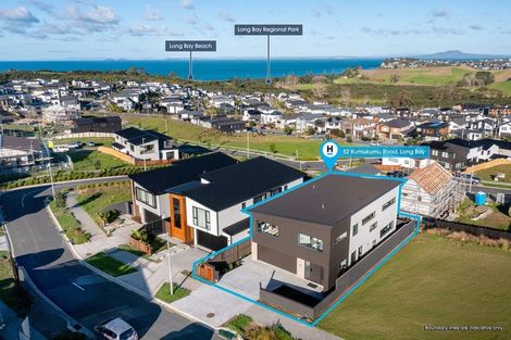 Photo of property in 52 Kumukumu Road, Long Bay, Auckland, 0630