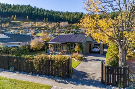 Photo of property in 92 Hazlett Street, Clyde, 9330