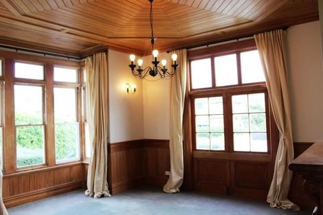 Photo of property in 147 Victoria Road, Saint Clair, Dunedin, 9012