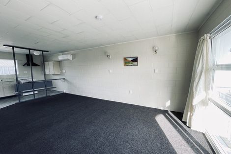 Photo of property in 12 Wellington Street, Hamilton East, Hamilton, 3216