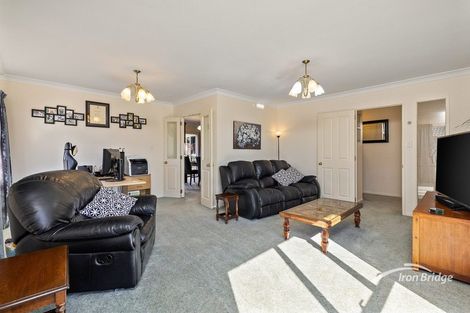 Photo of property in 57 Danbury Drive, Torbay, Auckland, 0630