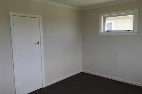 Photo of property in 36 Cornfoot Street, Castlecliff, Whanganui, 4501