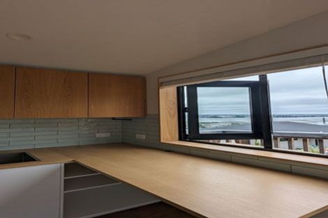 Photo of property in 9 Rifleman Lane, Redcliffs, Christchurch, 8081