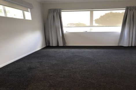 Photo of property in 39 Waiwherowhero Drive, St Andrews, Hamilton, 3200