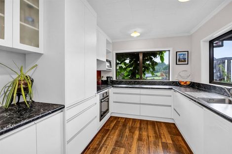 Photo of property in 4 Davis Road, Inglewood, 4389