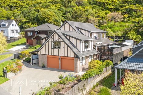 Photo of property in 10 Pioneer Grove, Silverstream, Upper Hutt, 5019