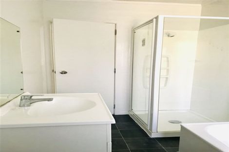 Photo of property in 1558 Dominion Extension, Mount Roskill, Auckland, 1041