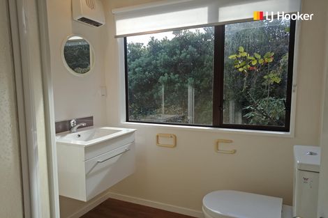 Photo of property in 9 Moerangi Street, Broad Bay, Dunedin, 9014