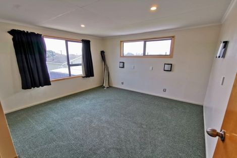 Photo of property in 10a Karaka Street, Castlecliff, Whanganui, 4501