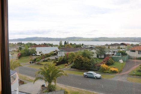 Photo of property in 52 Saint James Street, Richmond Heights, Taupo, 3330