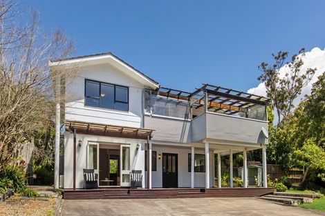 Photo of property in 24 Odin Place, Beach Haven, Auckland, 0626