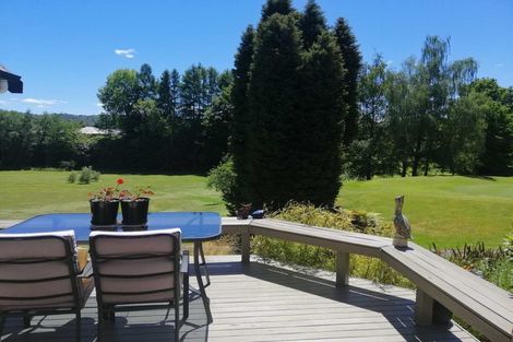 Photo of property in 68 Kinloch Road, Kinloch, Taupo, 3377