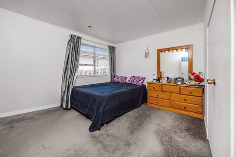 Photo of property in 10 Ferndown Avenue, Papatoetoe, Auckland, 2025