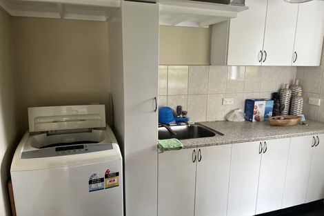 Photo of property in 54 Redlands Grove, Swanson, Auckland, 0612