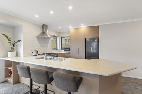 Photo of property in 11b Poneke Drive, Waikanae, 5036