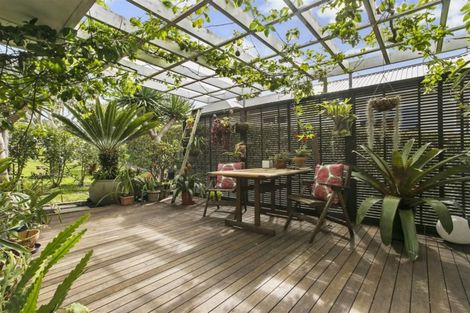 Photo of property in 26 Peter Terrace, Castor Bay, Auckland, 0620