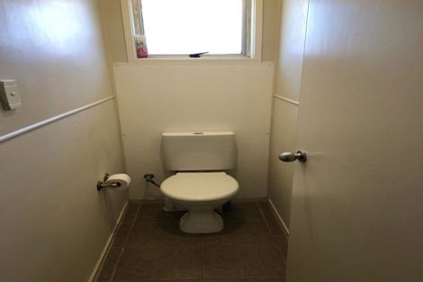 Photo of property in 14 Innismara Avenue, Wattle Downs, Auckland, 2103