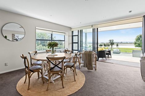 Photo of property in 213/7 Humber Street, Pandora, Napier, 4110