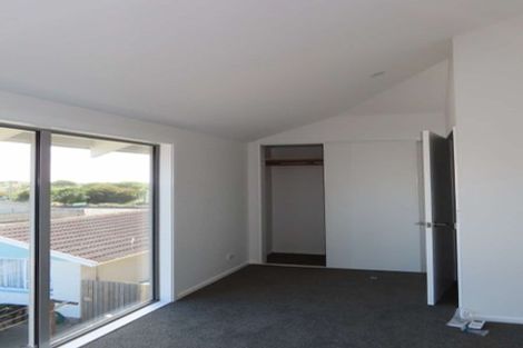 Photo of property in 6/246 Marine Parade, New Brighton, Christchurch, 8061