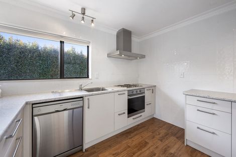 Photo of property in 19 Robertson Street, Glenholme, Rotorua, 3010