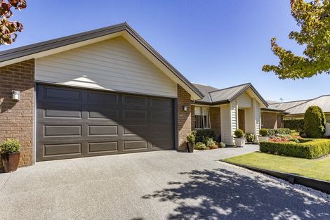 Photo of property in 10 Holly Place, Rangiora, 7400