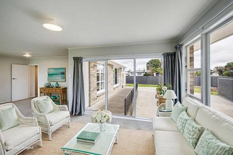 Photo of property in 1 James Foley Avenue, Pirimai, Napier, 4112