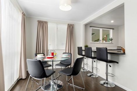 Photo of property in 5 Greenwich Grove, Stokes Valley, Lower Hutt, 5019