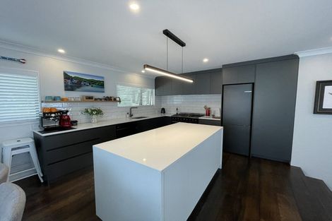 Photo of property in 74 Abilene Crescent, Churton Park, Wellington, 6037