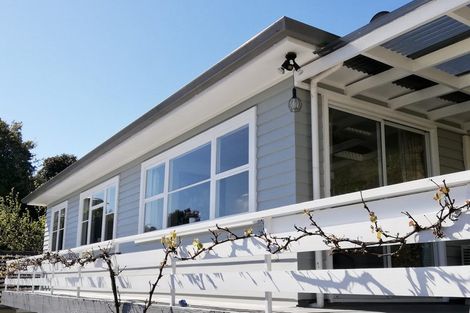 Photo of property in 27 Maire Street, Tahunanui, Nelson, 7011