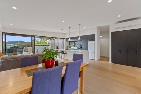 Photo of property in 1156a South Road, Oakura, 4314