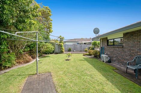 Photo of property in 9 Crampton Court, Orewa, 0931