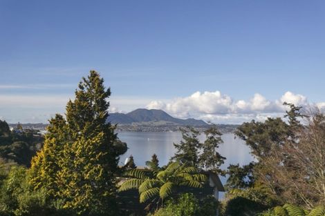 Photo of property in 22 Ewing Grove, Acacia Bay, Taupo, 3330