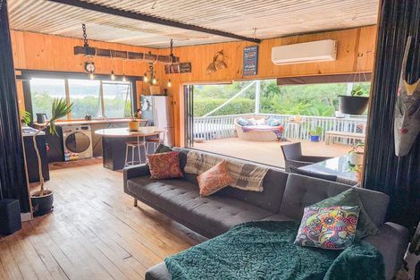 Photo of property in 106 Komiti Road, Tinopai, Matakohe, 0593